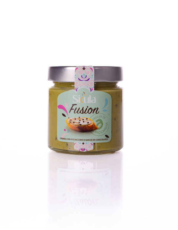 Crema Fusion con pistacchio e gocce di cioccolato extrafondente